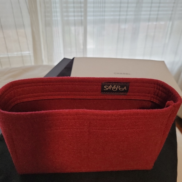 CHANEL Gabrielle de Chanel Small Hobo Bag Shoulder Leather - Picture 11 of 14